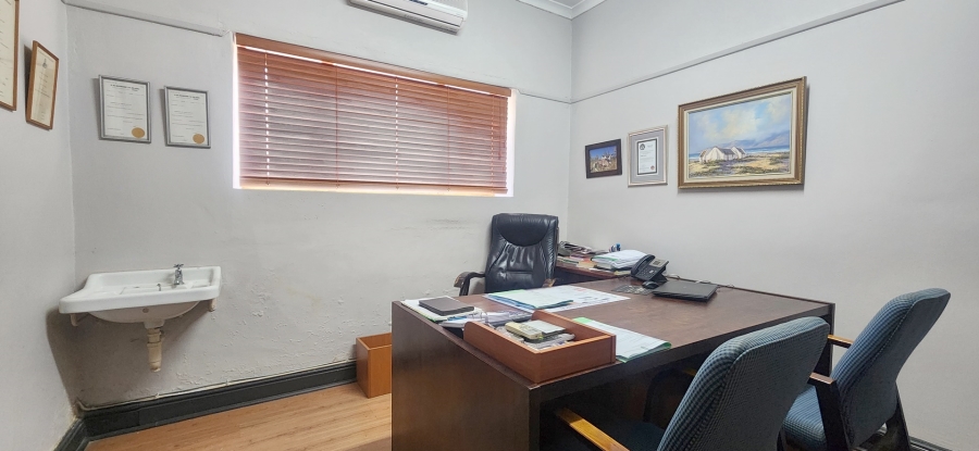 3 Bedroom Property for Sale in Bredasdorp Western Cape